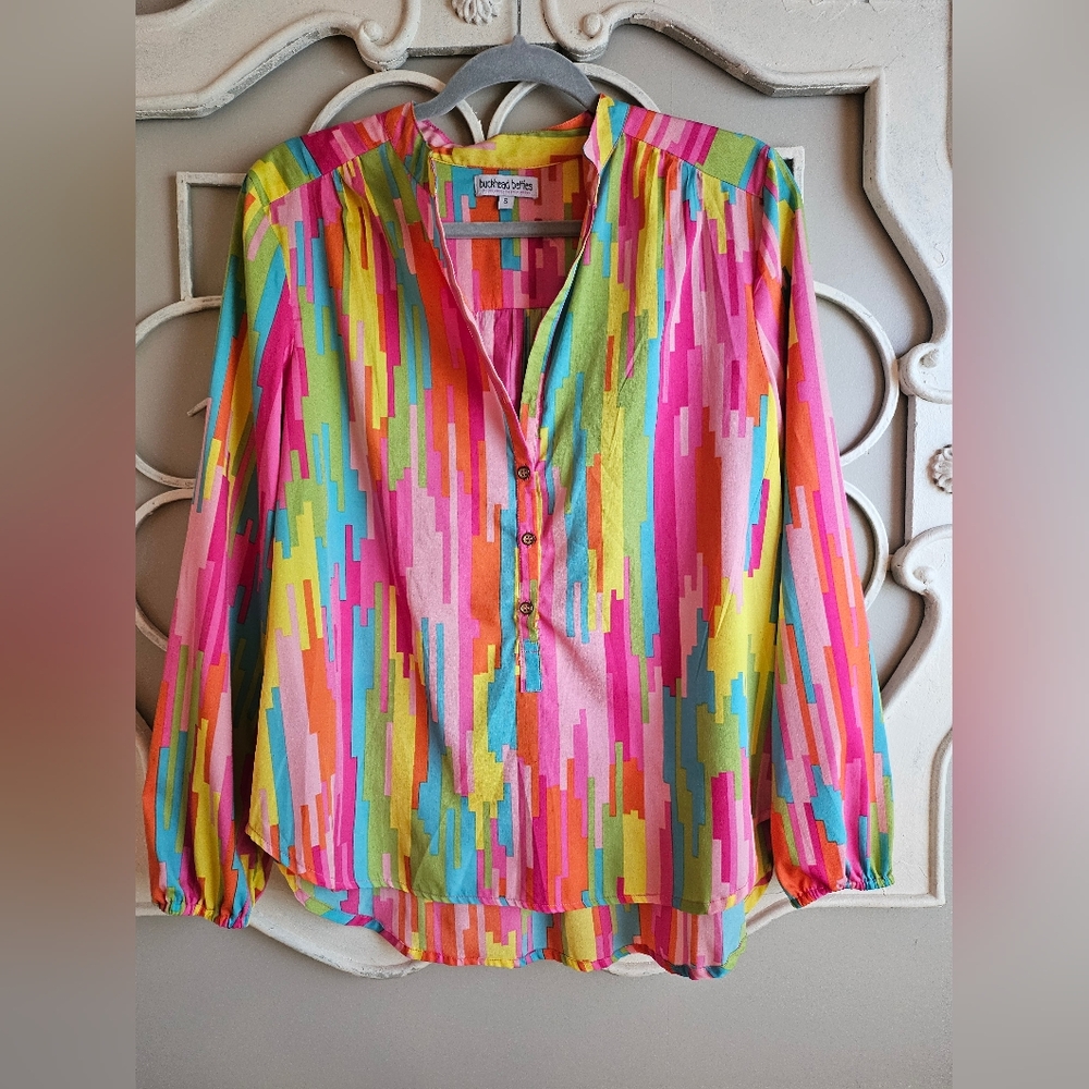 Euc Buckhead Betties bold print blouse (Z3) made in India